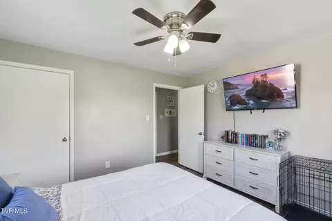 Bedroom - 226 Schofield Drive Greeneville Tn 37745, Greeneville, TN 37745 photo 6 of 11