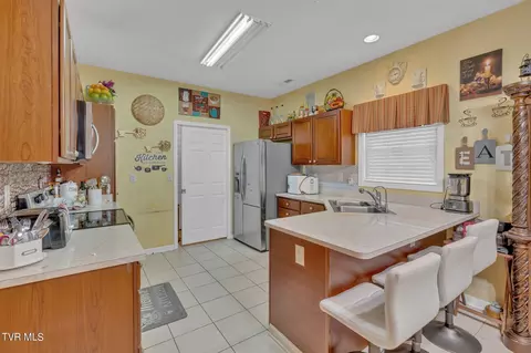 Kitchen - 34 Bedding Place Johnson City Tn 37604, Johnson City, TN 37604 photo 1 of 3