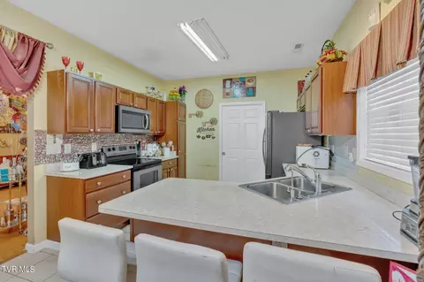 Kitchen - 34 Bedding Place Johnson City Tn 37604, Johnson City, TN 37604 photo 2 of 3