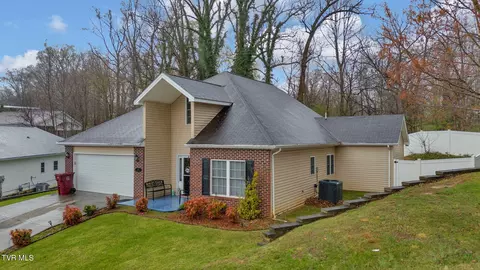 Exterior - 34 Bedding Place Johnson City Tn 37604, Johnson City, TN 37604 photo 3 of 9