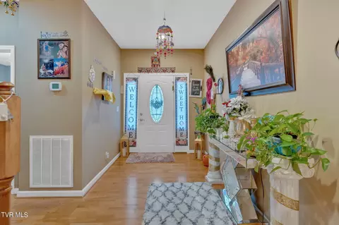 Entry Way - 34 Bedding Place Johnson City Tn 37604, Johnson City, TN 37604 photo 1 of 3