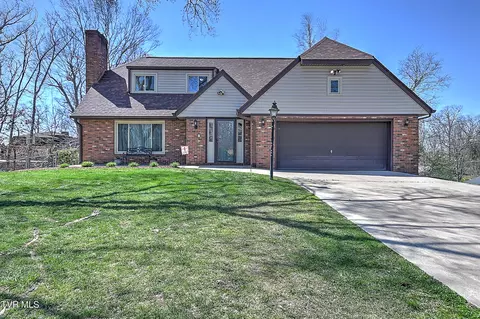 2544 Essex Drive Kingsport Tn 37660, Kingsport, TN 37660
