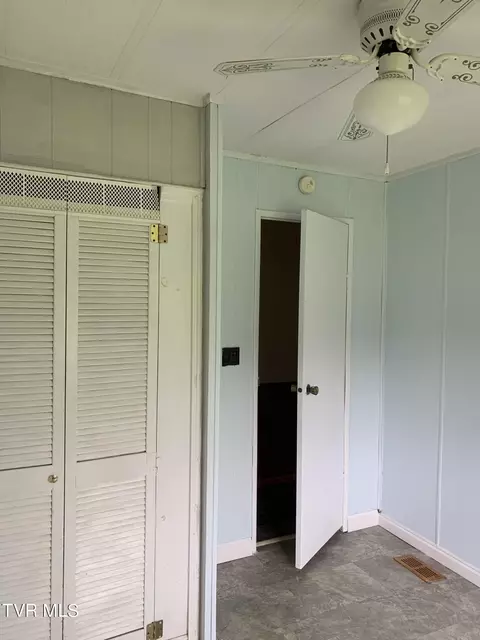 Bedroom - 219 Pepper Mill Rd Chuckey Tn 37641, Chuckey, TN 37641 photo 4 of 4