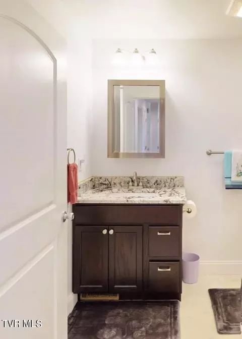 Bath - 192 Grace Drive Greeneville Tn 37745, Greeneville, TN 37745 photo 3 of 4
