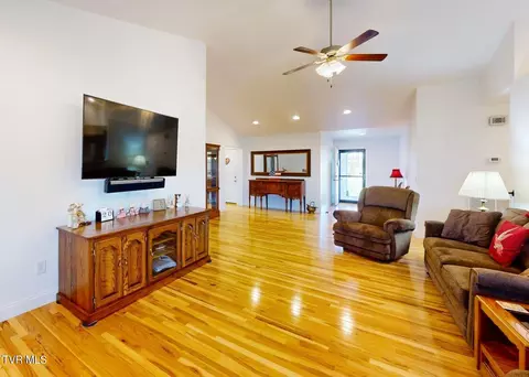 Living - 192 Grace Drive Greeneville Tn 37745, Greeneville, TN 37745 photo 5 of 5