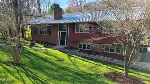 1816 Mcclellan Drive Johnson City Tn 37604, Johnson City, TN 37604