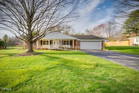 208 Sparkling Brook Drive Bristol Tn 37620, Bristol, TN 37620