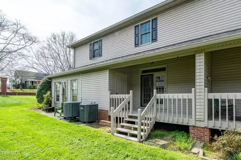 Exterior - 1103 E 8th Avenue 2 Johnson City Tn 37601, Johnson City, TN 37601 photo 8 of 11