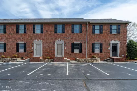 1103 E 8th Avenue 2 Johnson City Tn 37601, Johnson City, TN 37601