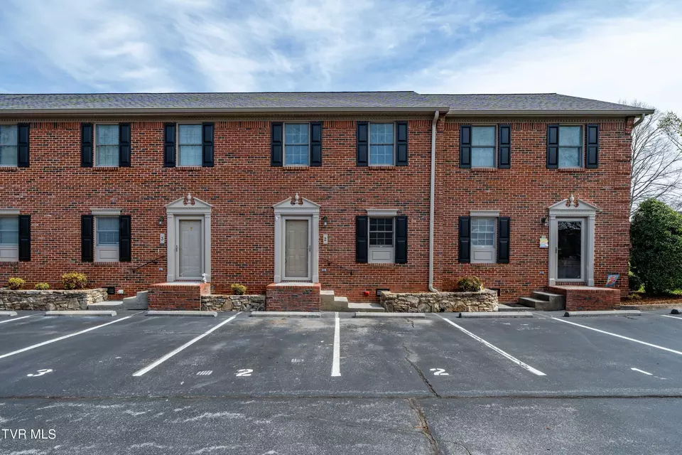 1103 E 8th Avenue 2 Johnson City Tn 37601, Johnson City, TN 37601 37 Photos Movoto