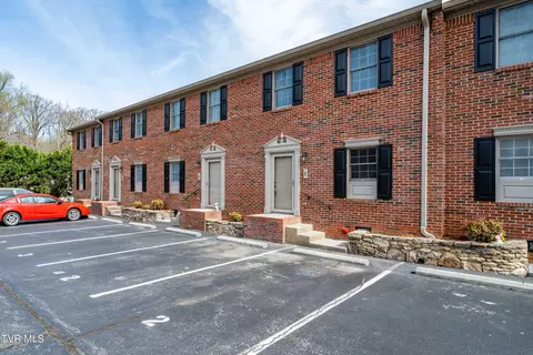 Exterior - 1103 E 8th Avenue 2 Johnson City Tn 37601, Johnson City, TN 37601 photo 3 of 11
