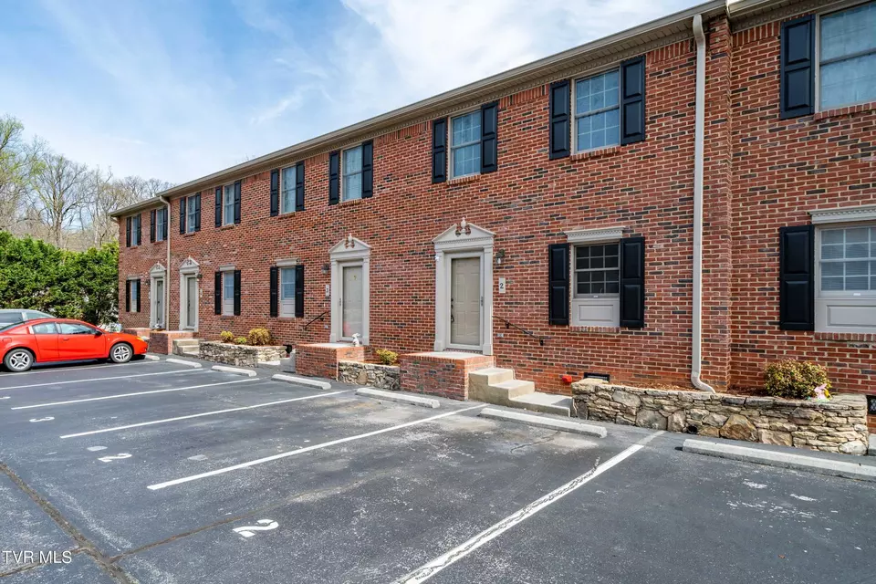 1103 E 8th Avenue 2 Johnson City Tn 37601, Johnson City, TN 37601 37 Photos Movoto