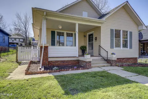 425 W Maple Street Johnson City Tn 37604, Johnson City, TN 37604