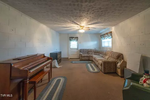 Living - 41 E Park Avenue Greeneville Tn 37745, Greeneville, TN 37745 photo 5 of 5