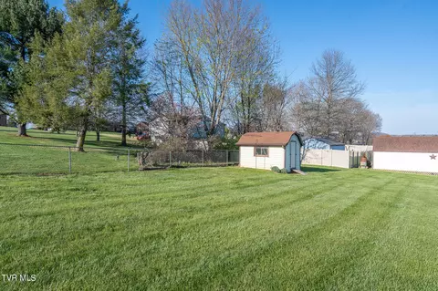 Exterior - 41 E Park Avenue Greeneville Tn 37745, Greeneville, TN 37745 photo 7 of 7
