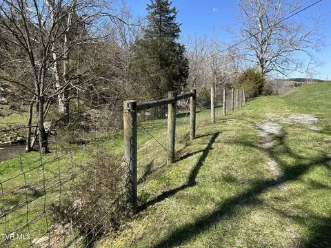 891 Belfast Mill Road Road Cedar Bluff Va 24609, Cedar Bluff, VA 24609 photo 4