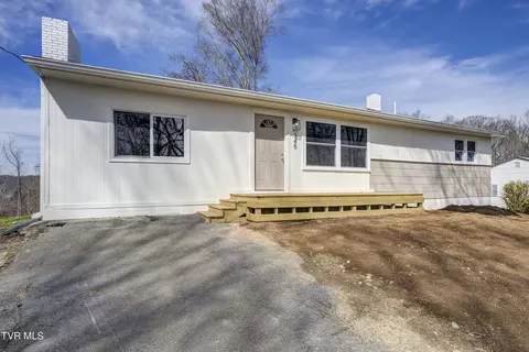 345 Pine Street Mount Carmel Tn 37645, Mount Carmel, TN 37645