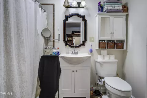 Bath - 733 N Elm Avenue Erwin Tn 37650, Erwin, TN 37650 photo 1 of 2