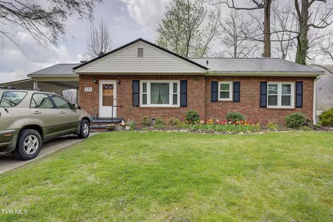 733 N Elm Avenue Erwin Tn 37650, Erwin, TN 37650