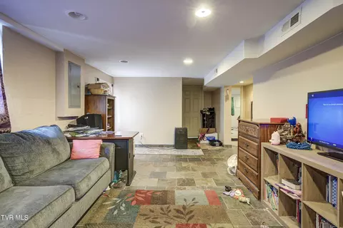 Living - 733 N Elm Avenue Erwin Tn 37650, Erwin, TN 37650 photo 7 of 7