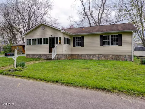 122 Emily Drive Elizabethton Tn 37643, Elizabethton, TN 37643