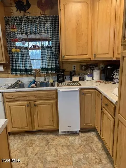 Kitchen - 10820 Coeburn Mountain Road Wise Va 24293, Wise, VA 24293 photo 1 of 2