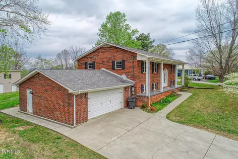 Exterior - 724 Greenbriar Road Talbott Tn 37877, Talbott, TN 37877 photo 8 of 37