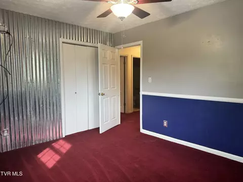Bedroom - 724 Greenbriar Road Talbott Tn 37877, Talbott, TN 37877 photo 5 of 6