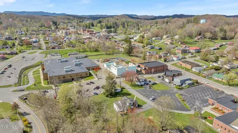 View/Area - 612 SE Hill Street Wise Va 24293, Wise, VA 24293 photo 3 of 9