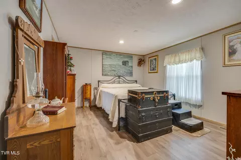 Bedroom - 110 Maxine Road Fall Branch Tn 37656, Fall Branch, TN 37656 photo 1 of 9