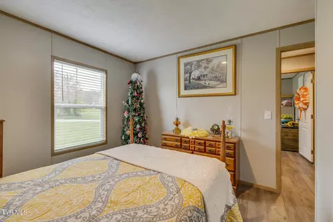 Bedroom - 110 Maxine Road Fall Branch Tn 37656, Fall Branch, TN 37656 photo 6 of 9