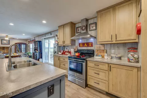 Kitchen - 110 Maxine Road Fall Branch Tn 37656, Fall Branch, TN 37656 photo 2 of 3
