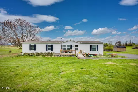 Exterior - 110 Maxine Road Fall Branch Tn 37656, Fall Branch, TN 37656 photo 5 of 10