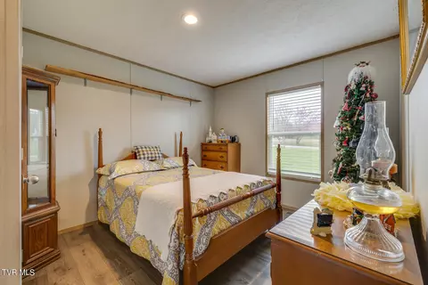 Bedroom - 110 Maxine Road Fall Branch Tn 37656, Fall Branch, TN 37656 photo 4 of 9