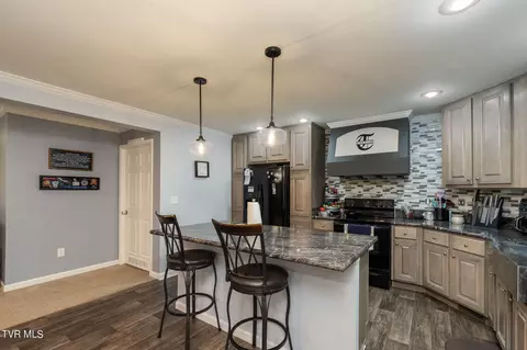 Kitchen - 495 Obe Kirk Loop Mohawk Tn 37810, Mohawk, TN 37810 photo 2 of 9