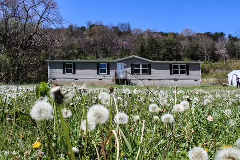 5045 Kingsport Hwy Highway Afton Tn 37616, Afton, TN 37616