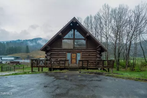 8407 Highway 19e Roan Mountain Tn 37687, Roan Mountain, TN 37687