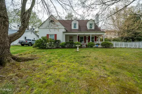215 E Gilmer Park Johnson City Tn 37604, Johnson City, TN 37604