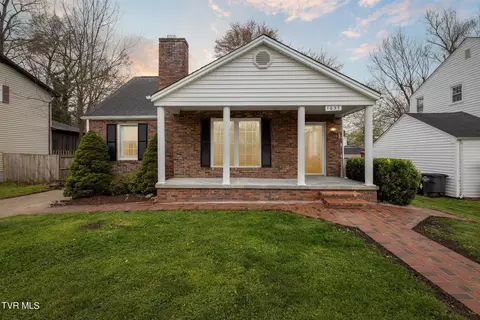 1637 Pineola Avenue Kingsport Tn 37664, Kingsport, TN 37664