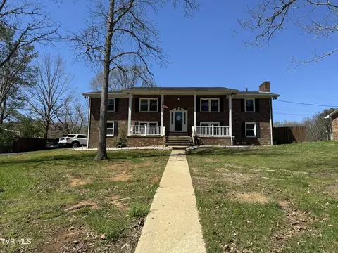 3808 Woodfield Drive Kingsport Tn 37660, Kingsport, TN 37660