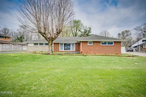 304 Castle Oaks Drive Kingsport Tn 37663, Kingsport, TN 37663