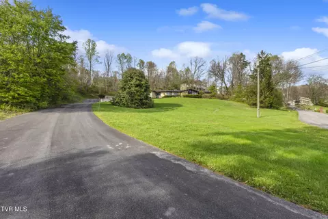 42 Green Tree Circle Bristol Va 24201, Bristol, VA 24201