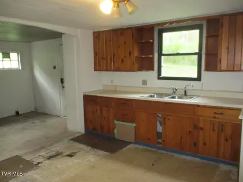 17544 Phillips Road Bristol Va 24202, Bristol, VA 24202 photo 3