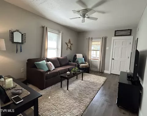 Living - 215 Crook Street Hampton Tn 37658, Hampton, TN 37658 photo 1 of 1