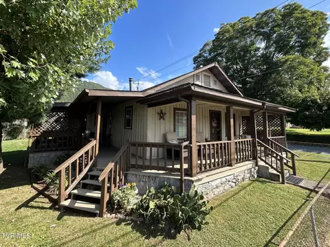 Exterior - 215 Crook Street Hampton Tn 37658, Hampton, TN 37658 photo 3 of 11