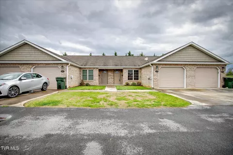 Exterior - 1168 Suncrest Drive 102 Gray Tn 37615, Gray, TN 37615 photo 3 of 8