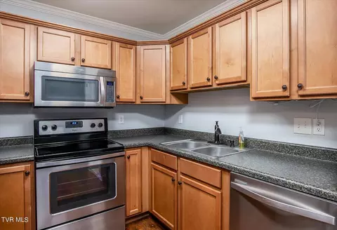 Kitchen - 1168 Suncrest Drive 102 Gray Tn 37615, Gray, TN 37615 photo 4 of 5