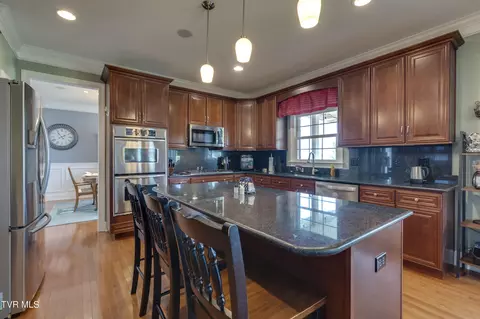 Kitchen - 1021 Willows Trace Drive Johnson City Tn 37601, Johnson City, TN 37601 photo 2 of 10