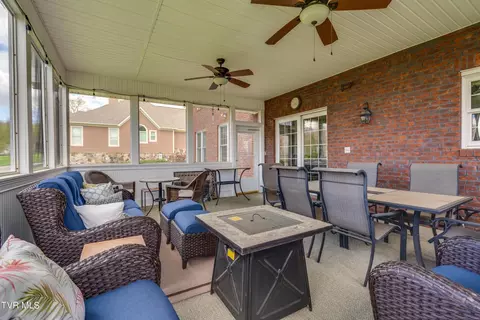 Exterior - 1021 Willows Trace Drive Johnson City Tn 37601, Johnson City, TN 37601 photo 5 of 16