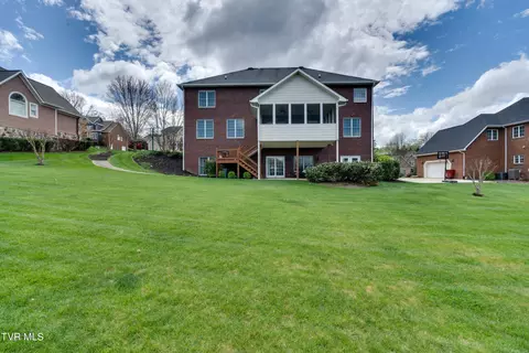 Exterior - 1021 Willows Trace Drive Johnson City Tn 37601, Johnson City, TN 37601 photo 8 of 16